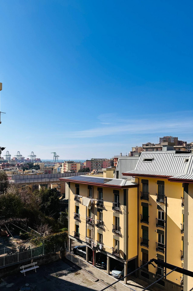 Appartamento in vendita a Genova