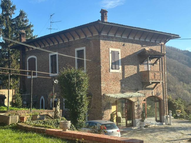 Villa in vendita a Mignanego