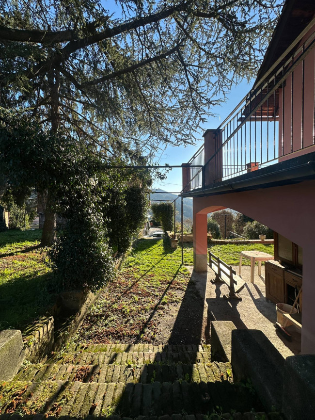 Villa in vendita a Mignanego