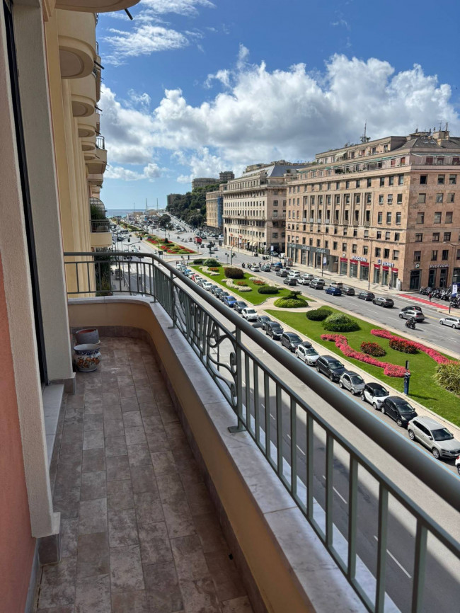 Appartamento in vendita a Genova