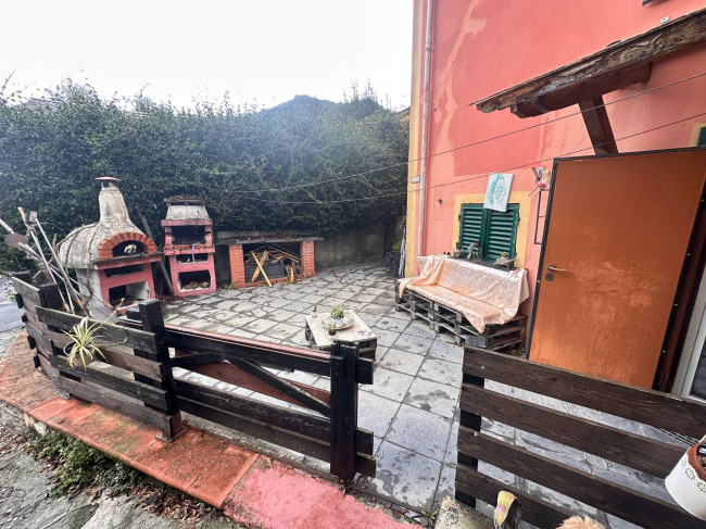 Casa semi indipendente in vendita a Genova