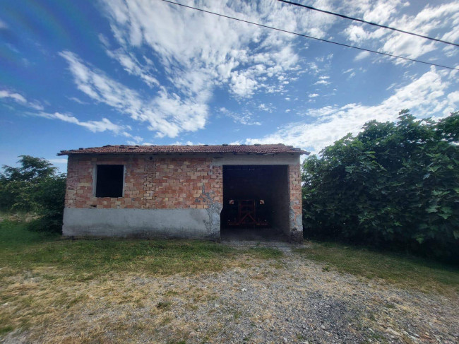 Cascina/Casale/Masseria in vendita a Ventasso