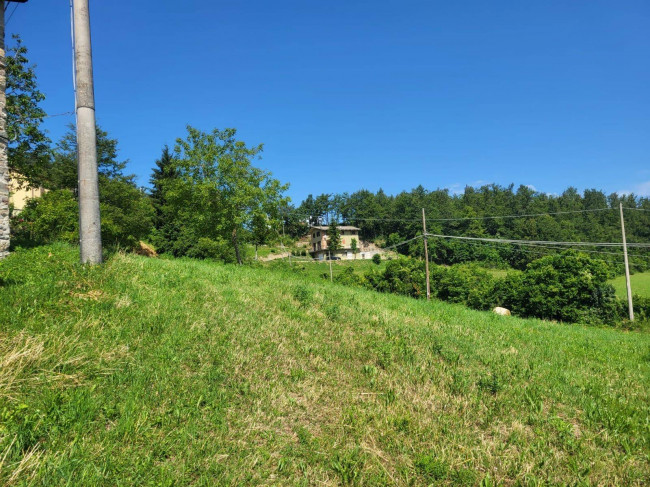 Cascina/Casale/Masseria in vendita a Ventasso