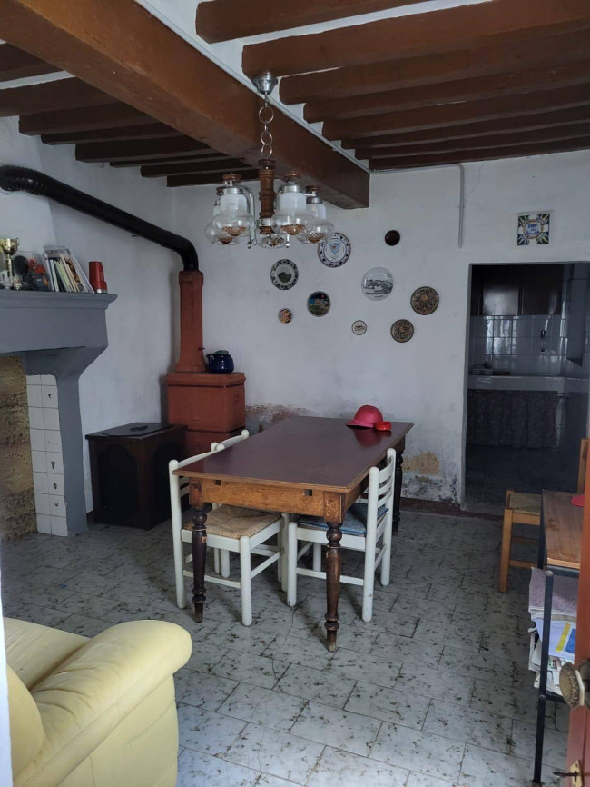 Cascina/Casale/Masseria in vendita a Ventasso