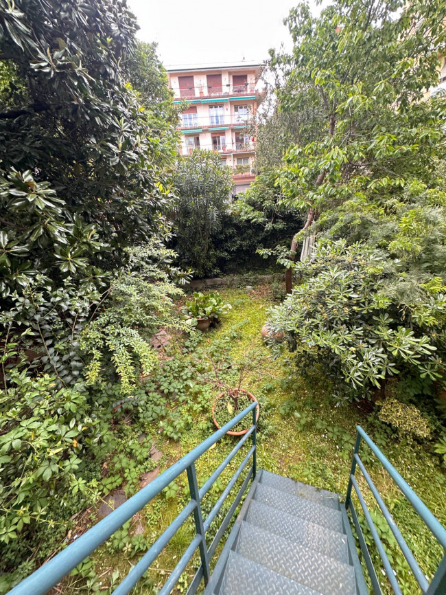Appartamento in vendita a Genova