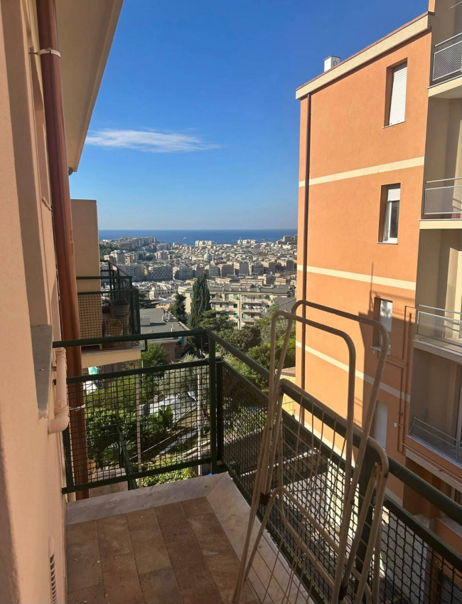 Appartamento in vendita a Genova