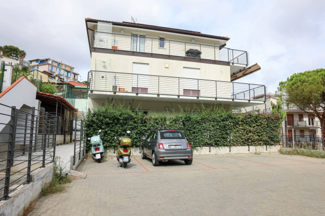 Appartamento in vendita a Andora