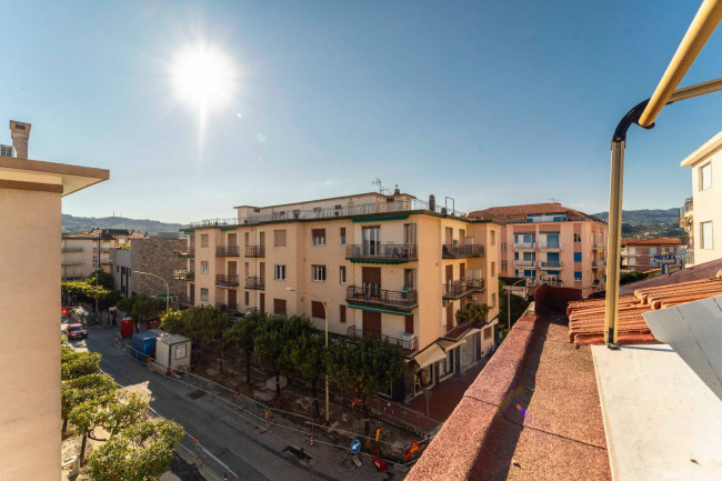 Appartamento in vendita a Diano Marina