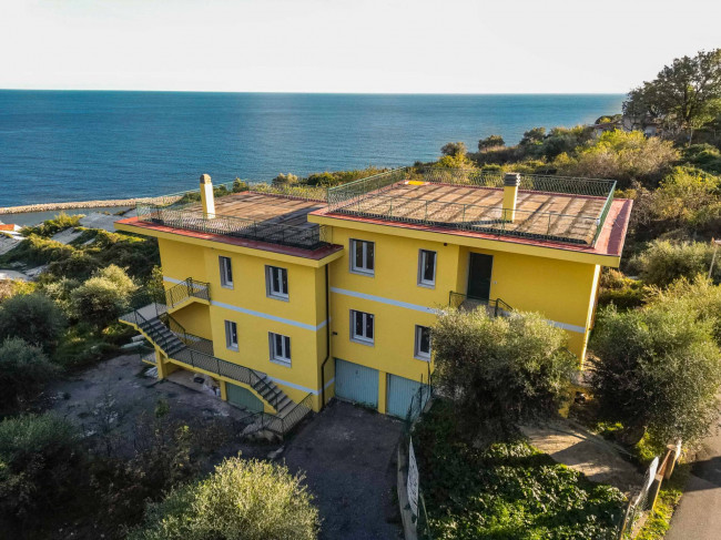 Appartamento in vendita a San Lorenzo al Mare