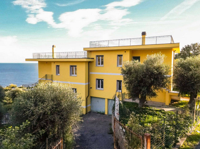 Appartamento in vendita a San Lorenzo al Mare