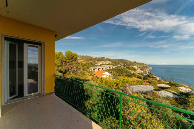 Appartamento in vendita a San Lorenzo al Mare