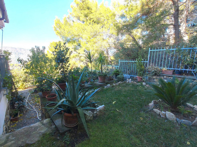 Villa in vendita a Andora