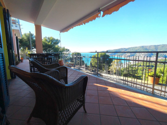 Villa in vendita a Andora