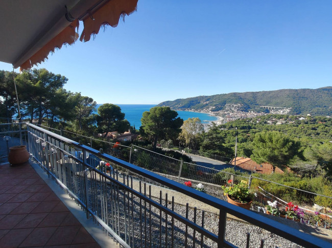 Villa in vendita a Andora