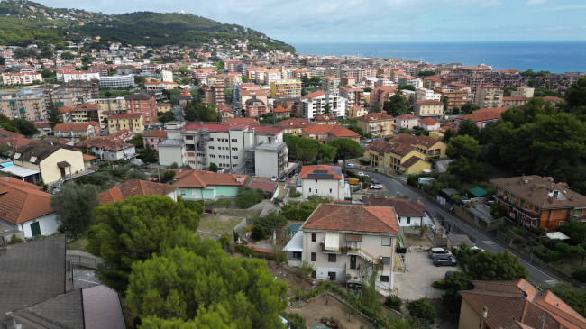 Appartamento in vendita a Andora