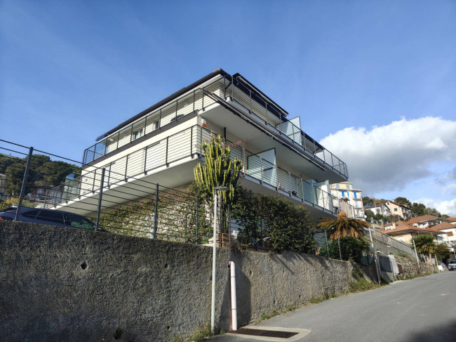 Appartamento in vendita a Andora