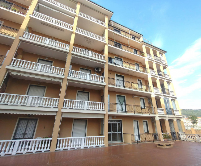 Appartamento in vendita a Andora