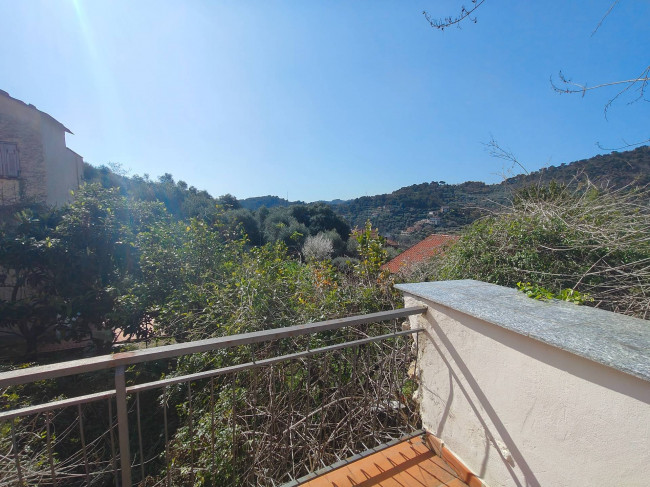 Appartamento in vendita a Diano San Pietro