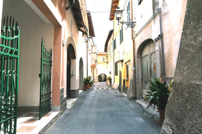 Appartamento in vendita a Albenga