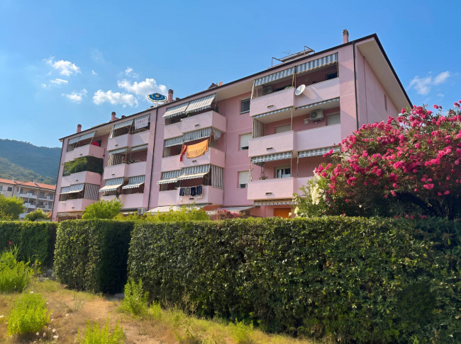 Appartamento in vendita a Andora