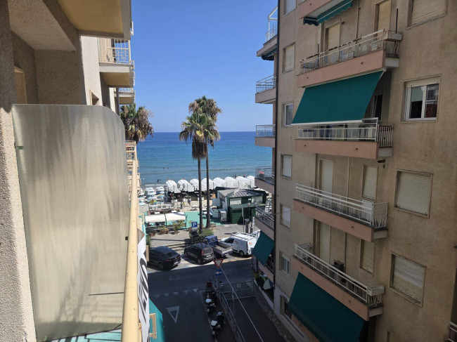 Appartamento in vendita a Alassio