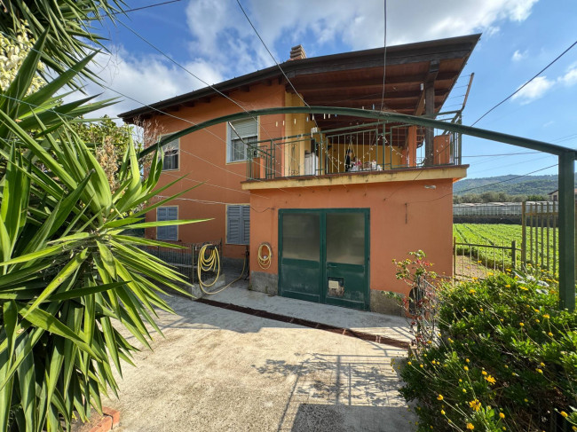 Casa singola in vendita a Andora