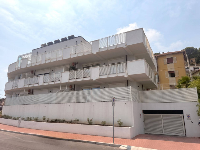 Appartamento in vendita a Andora