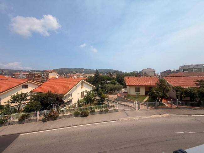 Appartamento in vendita a Andora
