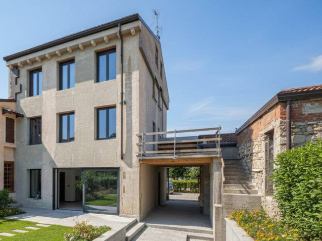 Appartamento in vendita a Verona