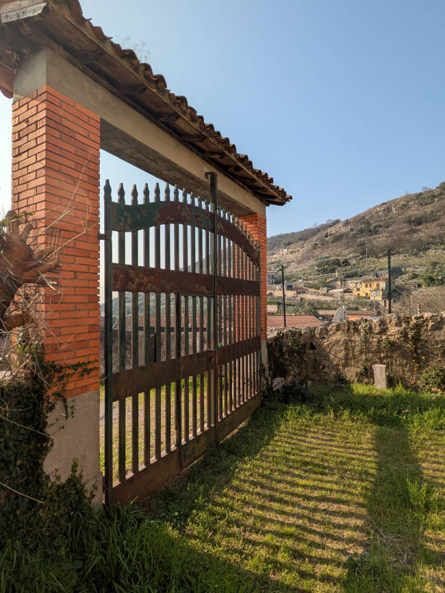 Rustico in vendita a Verona