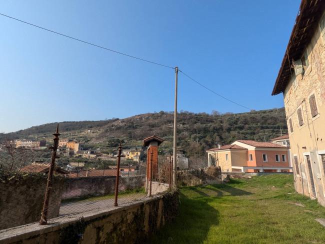 Rustico in vendita a Verona