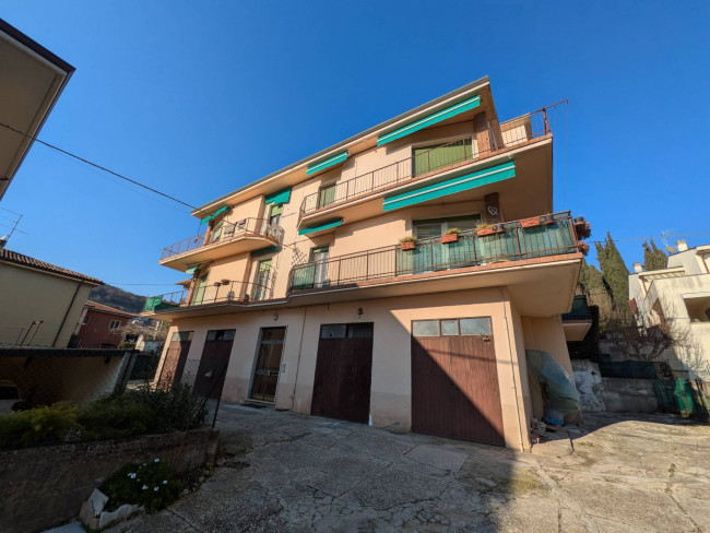 Appartamento in vendita a Verona