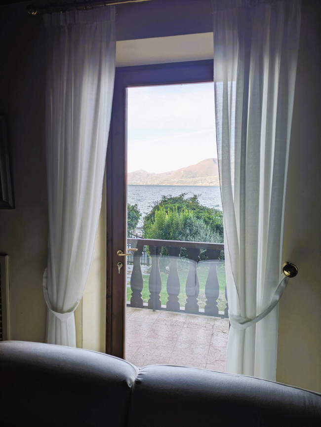 Villa in vendita a Torri del Benaco