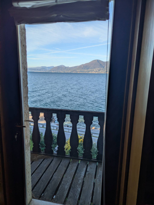 Villa in vendita a Torri del Benaco