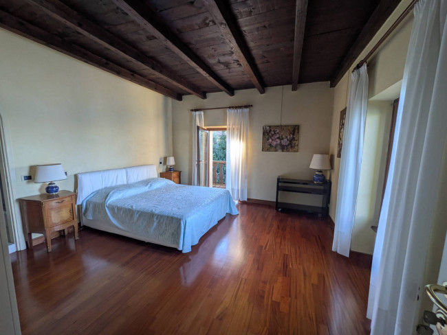 Villa in vendita a Torri del Benaco