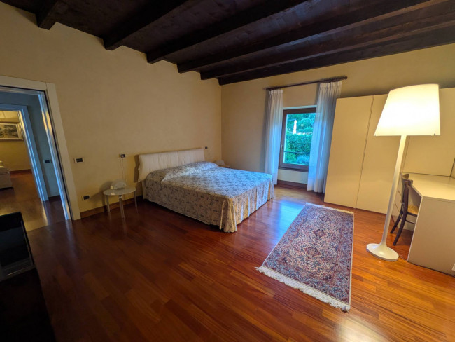 Villa in vendita a Torri del Benaco