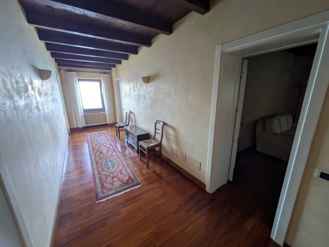 Villa in vendita a Torri del Benaco