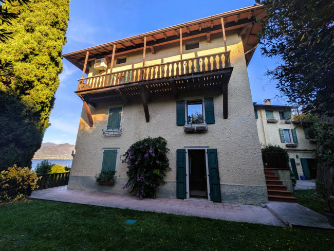 Villa in vendita a Torri del Benaco