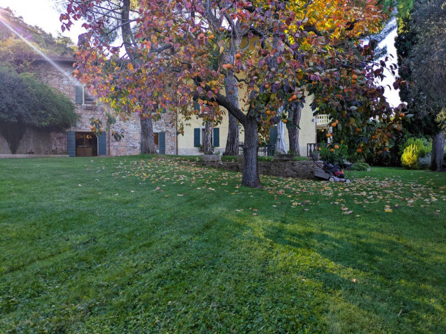 Villa in vendita a Torri del Benaco