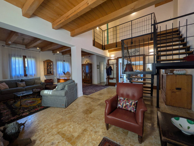 Villa in vendita a Verona