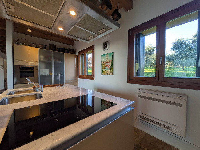 Villa in vendita a Verona