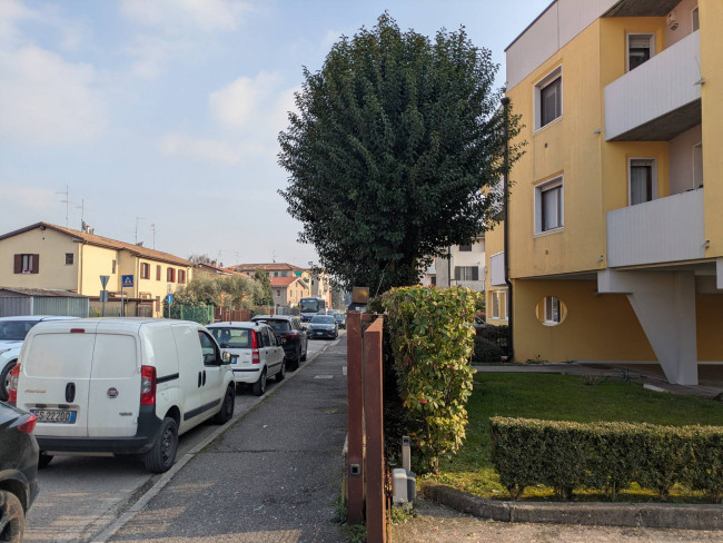 Box o garage in vendita a Verona