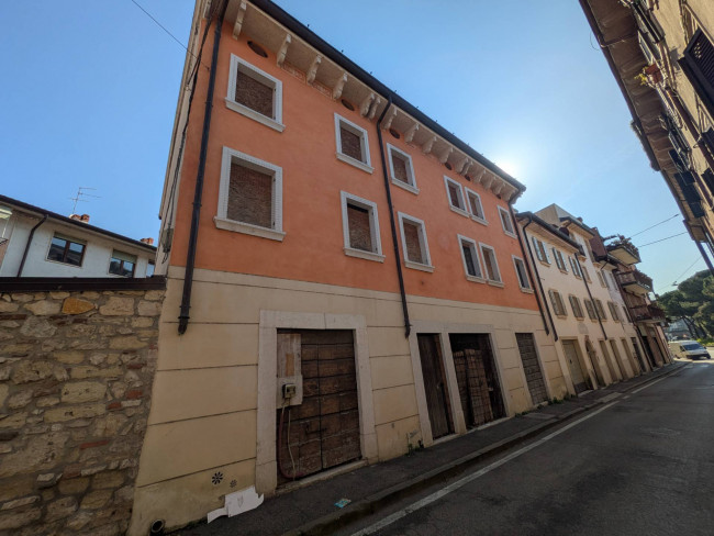 Appartamento in vendita a Verona