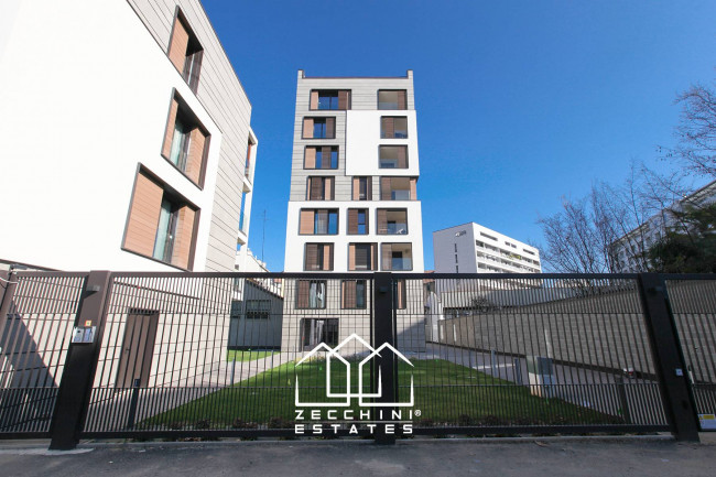  for rent in Milano