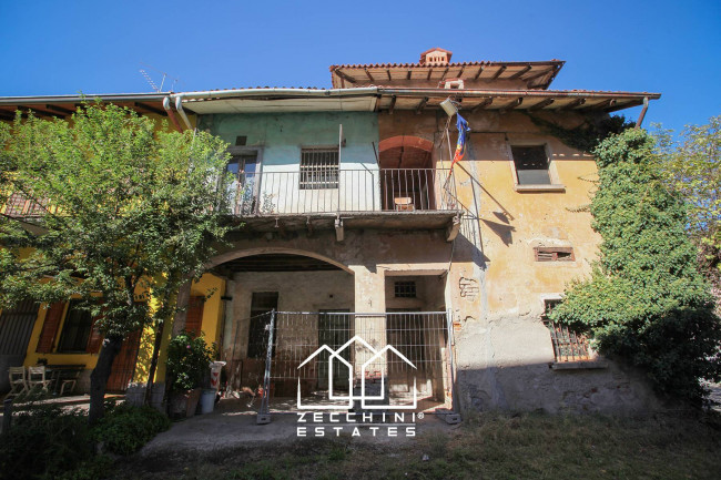 Rustico in vendita a Busnago