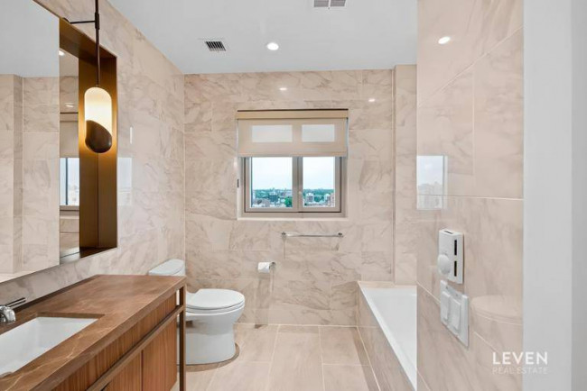 Appartamento in vendita a Flushing