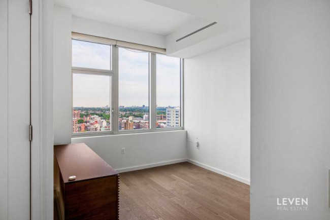 Appartamento in vendita a Flushing