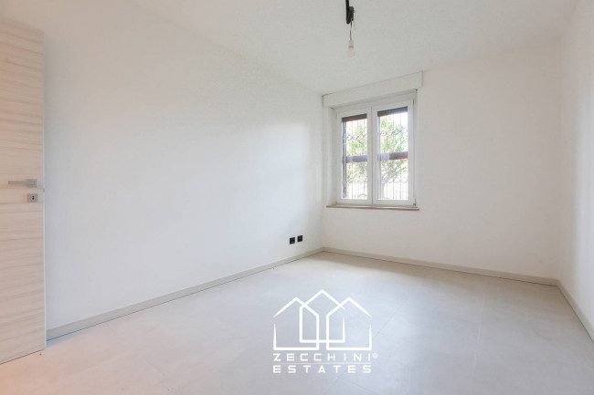  for sale in Lodi Vecchio