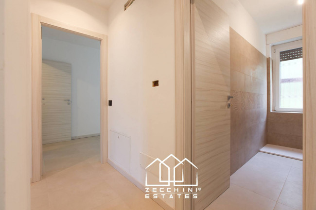  for sale in Lodi Vecchio