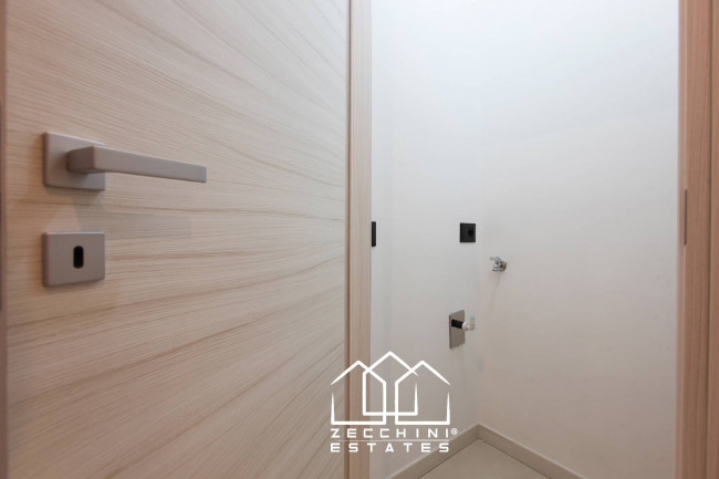  for sale in Lodi Vecchio